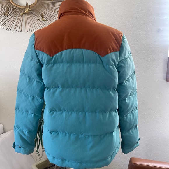 Custom, barely worn Patagonia Downdrift winter jacket - Picture 4 of 6